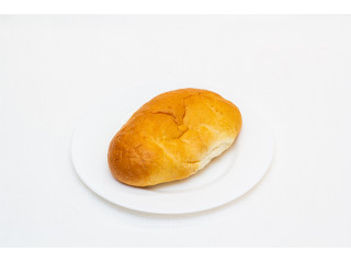 Пирожок с картофелем и копченым сыром